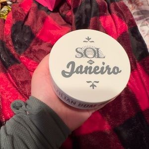Sol de janeiro bum bum cream!